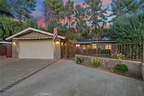 22402 Los Rogues Drive, Saugus, CA 91350