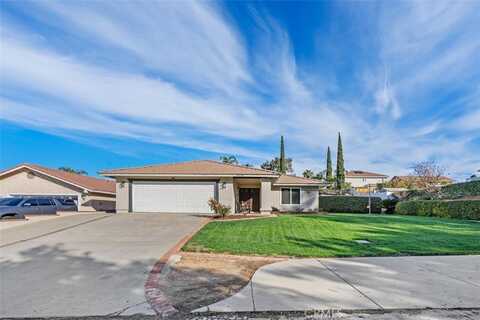 14338 Moonridge Drive, Riverside, CA 92503