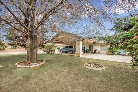 8320 Arrowhead Road, Phelan, CA 92371