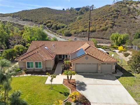 2209 Willowbrook Street, Escondido, CA 92029