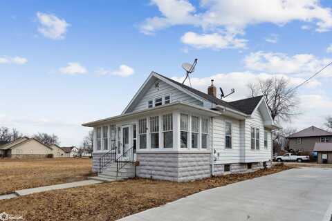 403 S 3rd Street, Montezuma, IA 50171