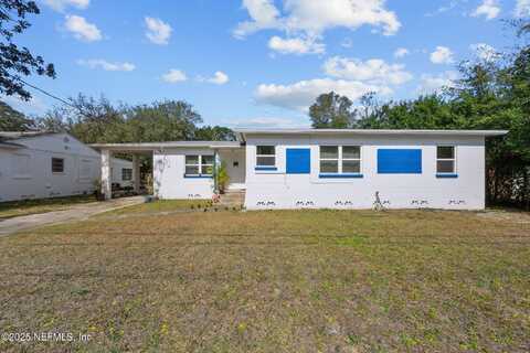 8375 BORDEAU Avenue N, Jacksonville, FL 32211