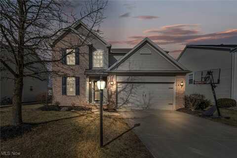 27370 Wheaton Place, Olmsted Falls, OH 44138