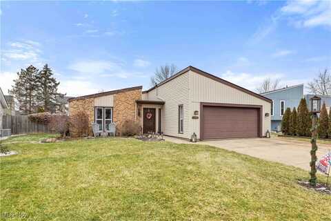 119 Monticello Circle, Elyria, OH 44035