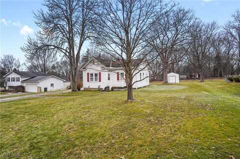 3748 Iona Avenue, Stow, OH 44224