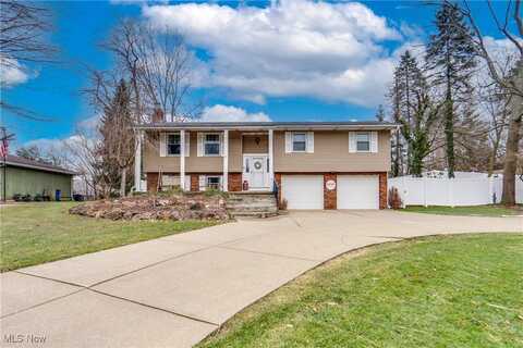 5504 Frazer Avenue NW, North Canton, OH 44720