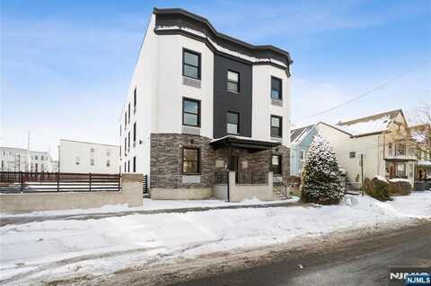 124-128 Putnam, Paterson, NJ 07524