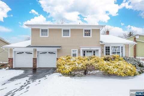 51 Molinari Drive, Wanaque, NJ 07465