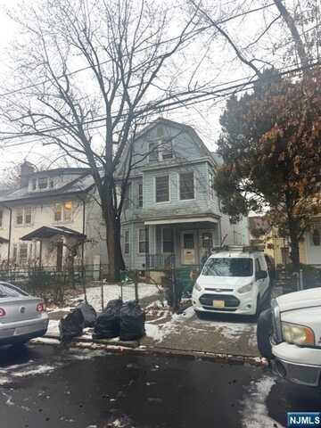 56 Weequahic Avenue, Newark, NJ 07112