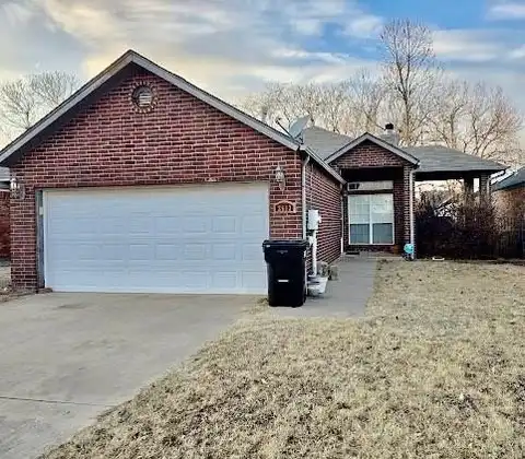 2613 BRIARCLIFF Drive, Moore, OK 73170