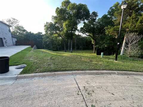 1661 Carriage Creek Drive, DeSoto, TX 75115