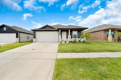 203 Fairmeade, Terrell, TX 75160