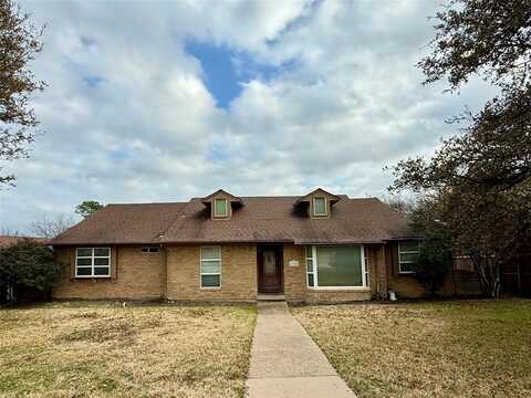 1306 Pecan Valley Drive, Garland, TX 75043