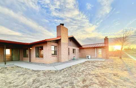 17 Cayuse Trail, Sonoita, AZ 85637