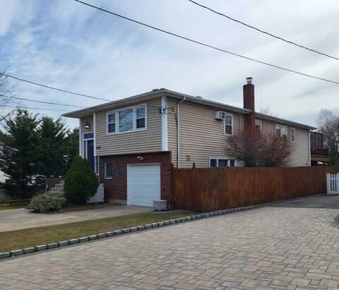 2892 Wilson Ave, Bellmore, NY 11710