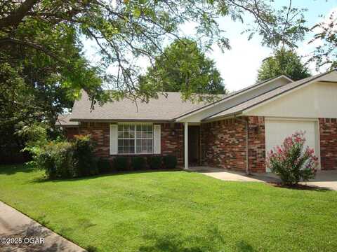 3328 Poplar Drive, Joplin, MO 64804