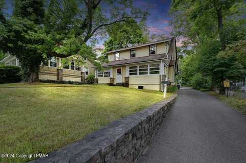 1387 Pocono Boulevard, Mount Pocono, PA 18344