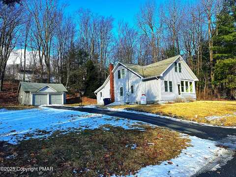 92 Kinney Avenue, Mount Pocono, PA 18344