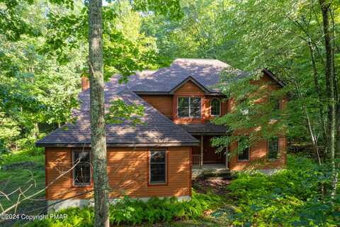 345 Valley Road, Canadensis, PA 18325