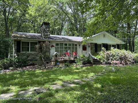 205 Winona Road, Mount Pocono, PA 18344