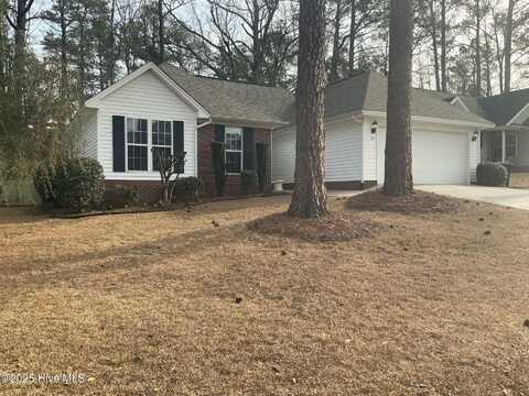 122 Kensington Way, Aberdeen, NC 28315