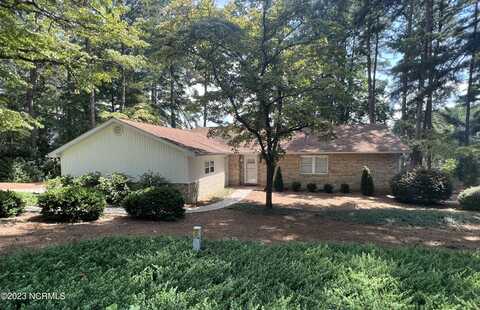 60 Gingham Lane, Pinehurst, NC 28374