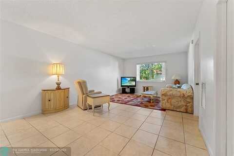 649 W Oakland Park Blvd, Wilton Manors, FL 33311