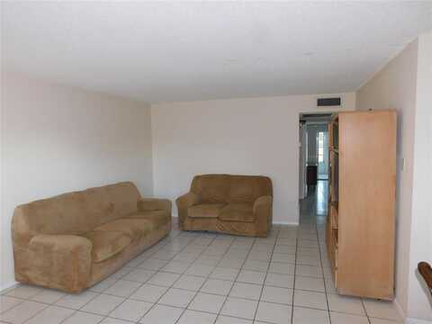 2002 Ellesmere A, Deerfield Beach, FL 33442