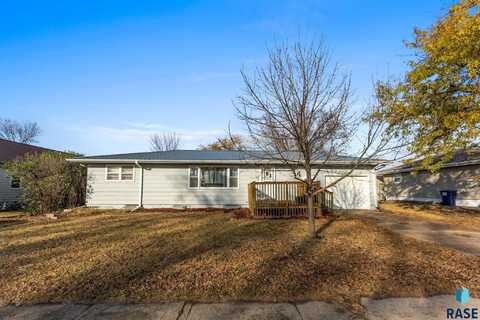 440 W Vermont Ave, Salem, SD 57058