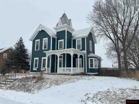 19 S State Street, New Ulm, MN 56073