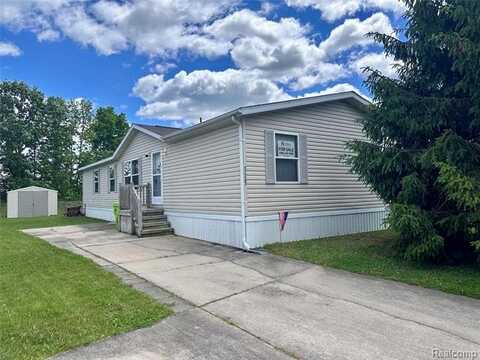 52263 Landsdowne Circle, Chesterfield, MI 48051