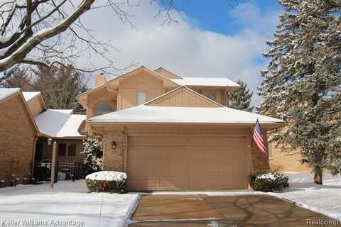 22075 River Ridge Trail, Farmington Hills, MI 48335