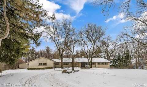 4121 ECHO Road, Bloomfield Hills, MI 48302