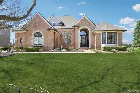 372 OVERLOOK Drive, Oxford, MI 48371