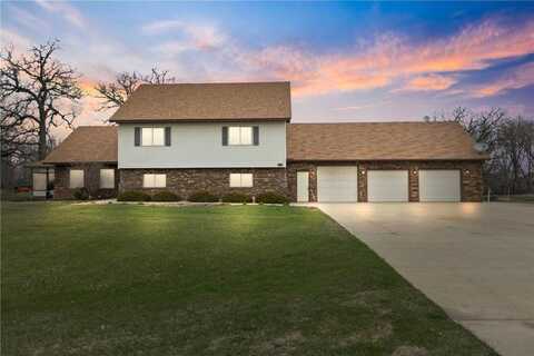 560 26th Street NE, Owatonna, MN 55060