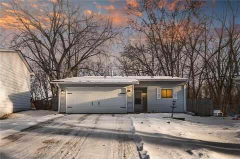 802 104th Avenue NW, Coon Rapids, MN 55433