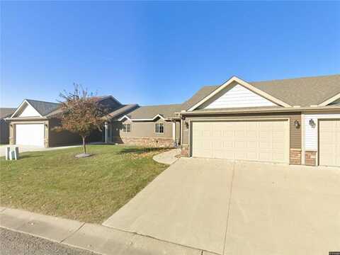 623 Cottonwood Avenue, Litchfield, MN 55355