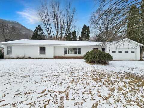 1285 Parkview Avenue, Winona, MN 55987