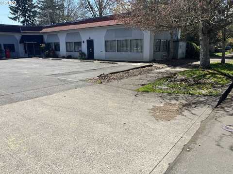 4747 NE M L KING BLVD, Portland, OR 97211