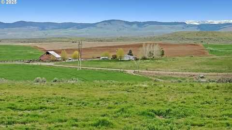 27239 MIDDLE BRIDGE LOOP, Baker City, OR 97814