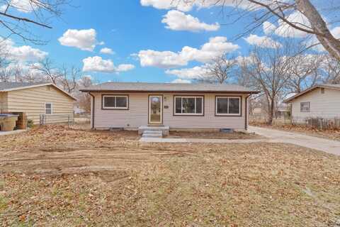 530 S Circle Dr, Derby, KS 67037