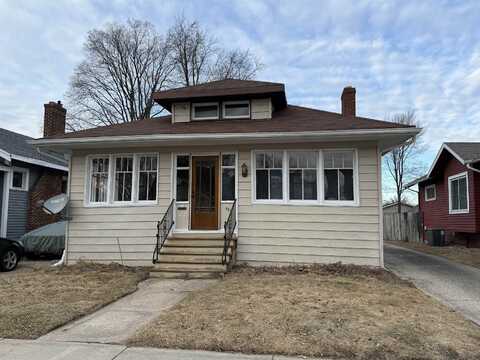 821 Sherman Avenue, Janesville, WI 53545