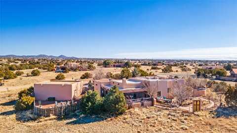 41 Encantado Road, Santa Fe, NM 87508