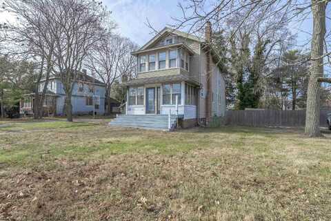 1709 Shore Rd, Linwood, NJ 08221