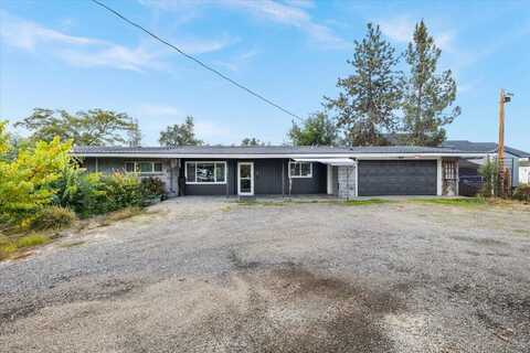 229 Gibbon Road, Central Point, OR 97502