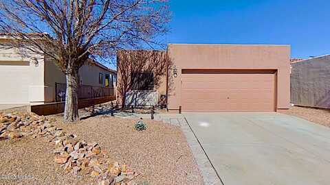 317 E Calle Criba, Green Valley, AZ 85614