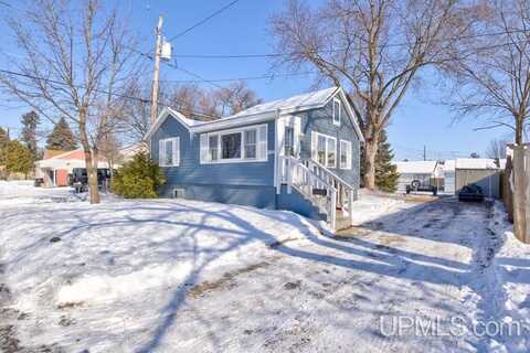 2404 16th, Menominee, MI 49858