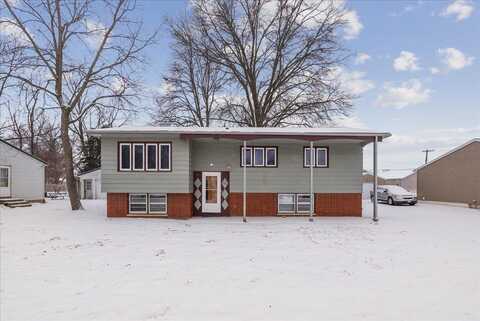 1416 Starview Drive, Cedar Falls, IA 50613