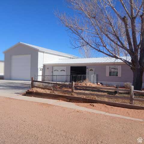 102 N POWELL, Ticaboo, UT 84533