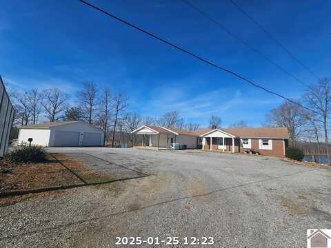 90 Hickory Hill Ln, Benton, KY 42025